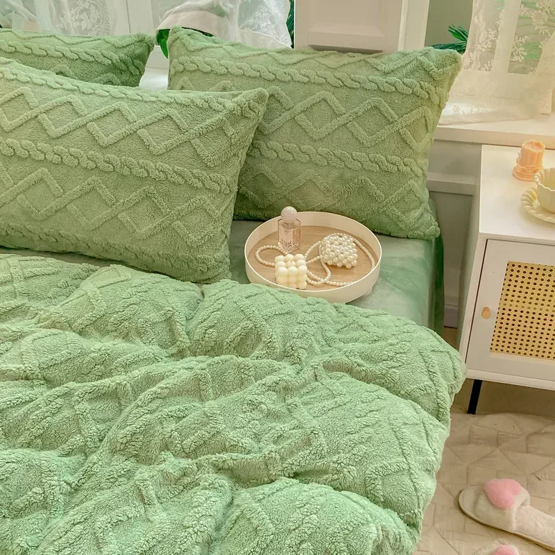 Taffel Velvet Duvet Cover for Winter Super Warm Soft Solid Color Comforter Cover Blanket Covers for Double Beds NO Pillowcase