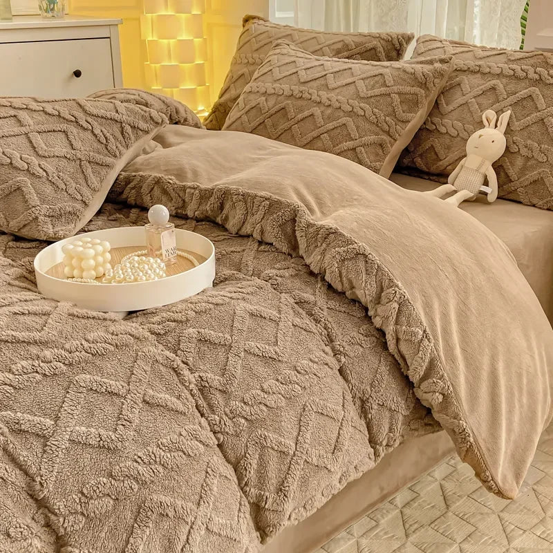 Taffel Velvet Duvet Cover for Winter Super Warm Soft Solid Color Comforter Cover Blanket Covers for Double Beds NO Pillowcase