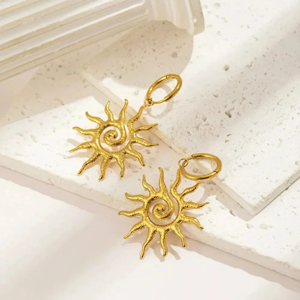 Fashion Vintage Chic Sun Shaped Pendant Necklace Stainless Steel Earrings Y2K Choker Golden Ring Jewlery Accessories Party Gifts