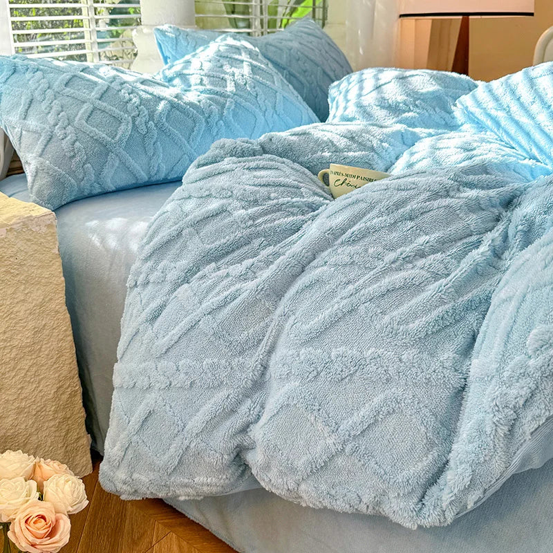 Double Side Velvet Quilt Cover Soft Comforter Cover Winter Duvets Cover Single/Double/Queen/King Size Quilt Cover(No Pillowcase)