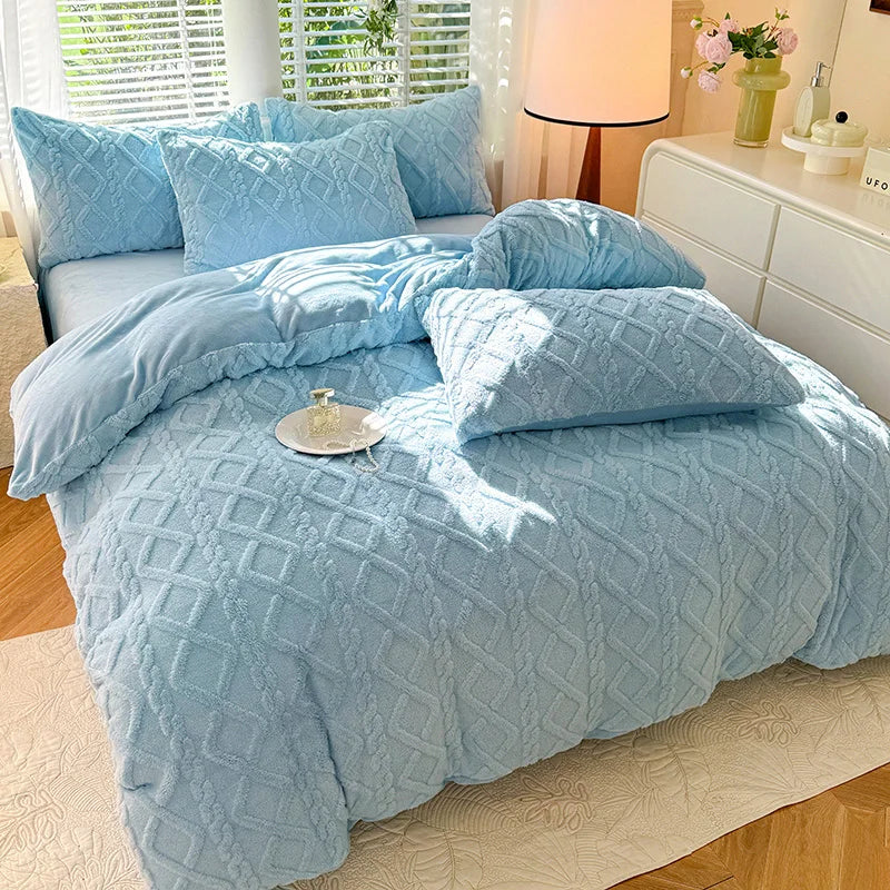 Double Side Velvet Quilt Cover Soft Comforter Cover Winter Duvets Cover Single/Double/Queen/King Size Quilt Cover(No Pillowcase)