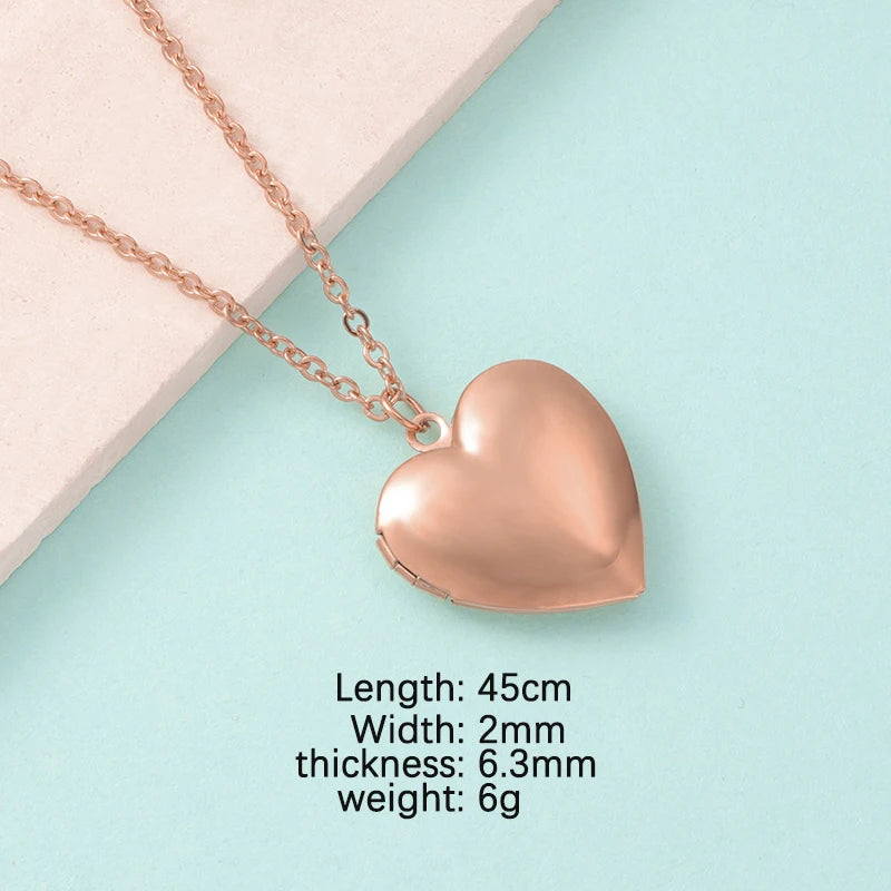 RUMNVNTY 5pc Carved Designs Round Photo Frame Pendant Necklace Stainless Steel Charms Locket Girls Women Memorial Jewelry