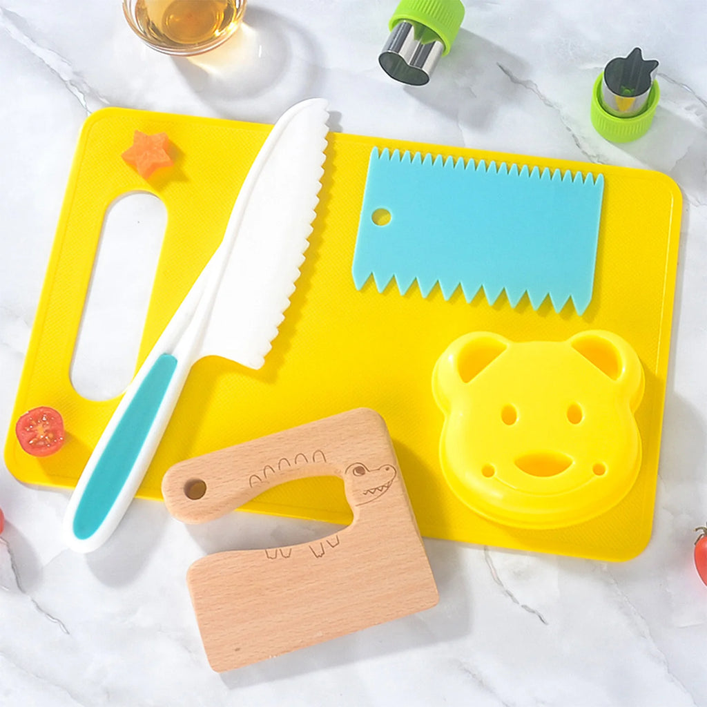 Plastic Kitchen Tools for Kids Cutting Board Knife Set Children Safety Cooking Tools for Picnics Camping Use