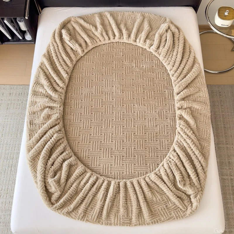 Winter Embossed Plush Fitted Sheet Soft Warm Coral Velvet Mattress Protector Cover Queen Size Deep Pocket Elastic Bed Sheet Set