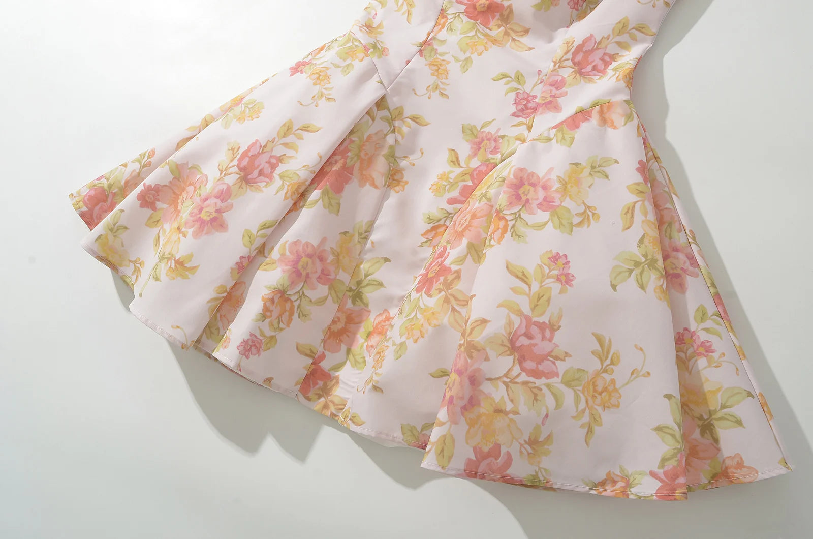 2024 Sexy Pink Flower Print V Collar Sling Dress Women Corset Style Low Waist Folds Hem Ball Gown Swing Mini Tank Robe