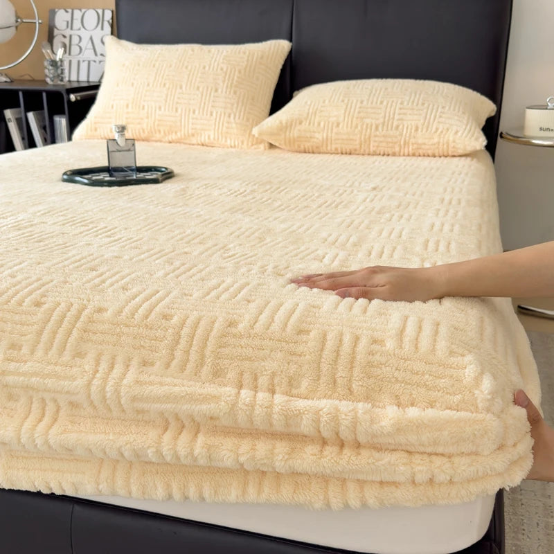 Winter Embossed Plush Fitted Sheet Soft Warm Coral Velvet Mattress Protector Cover Queen Size Deep Pocket Elastic Bed Sheet Set