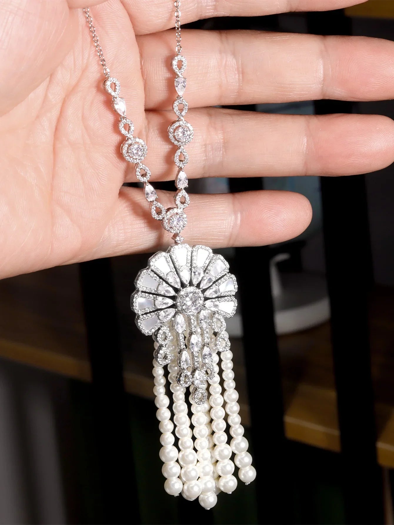 women's pendant necklace; personalized necklace; women's jewelry.