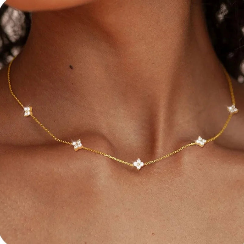 Gorgeous Four-leaf Flower Inlaid Zircon Chain Necklace for Women Elegant Luckly Choker Party Jewelry Birthday Gifts