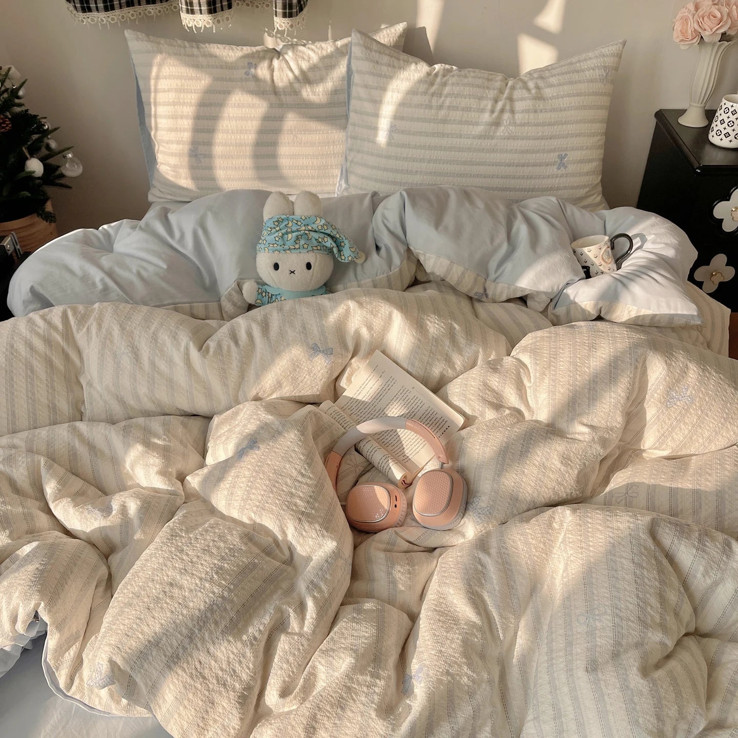 Ultra Soft Microfiber Duvet Cover With Zipper Closure Corner Ties Fade Stain Resistant Easy Care Bedding for Adults Kids Bedroom
