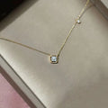 Sterling Silver Simple Emerald Crystal Chain Necklace  Women Light Luxury Temperament Plating 14k Gold Jew  New style