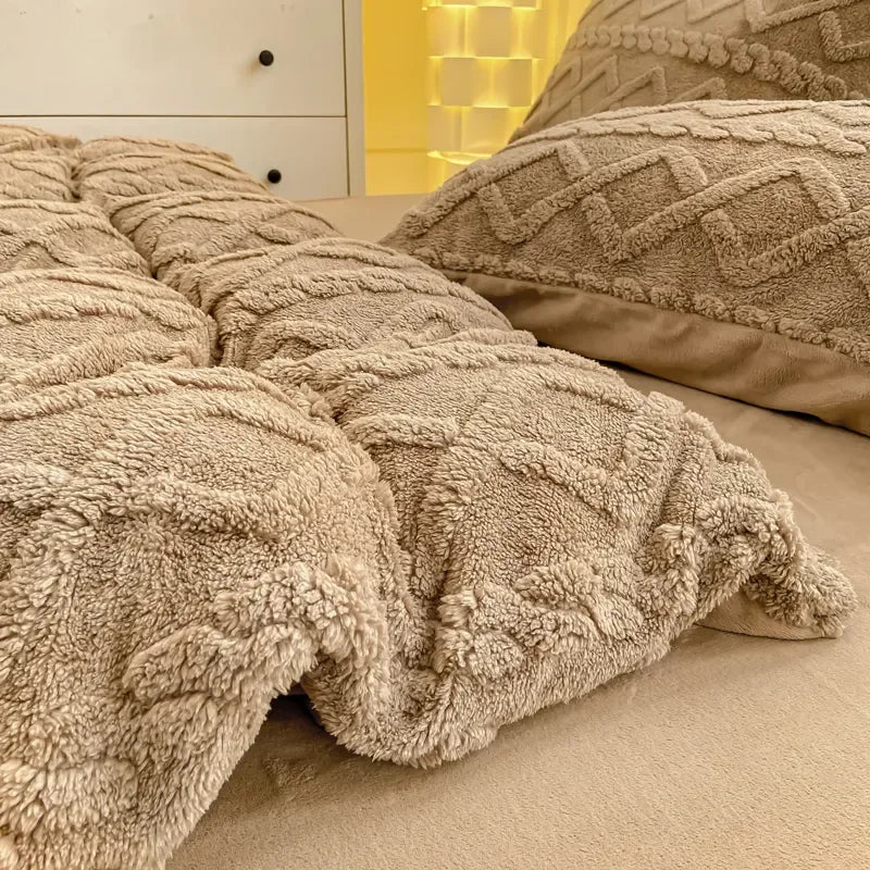 Taffel Velvet Duvet Cover for Winter Super Warm Soft Solid Color Comforter Cover Blanket Covers for Double Beds NO Pillowcase