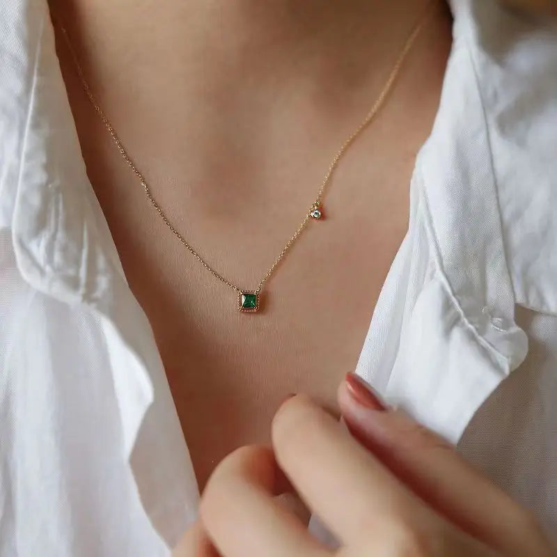 Sterling Silver Simple Emerald Crystal Chain Necklace  Women Light Luxury Temperament Plating 14k Gold Jew  New style