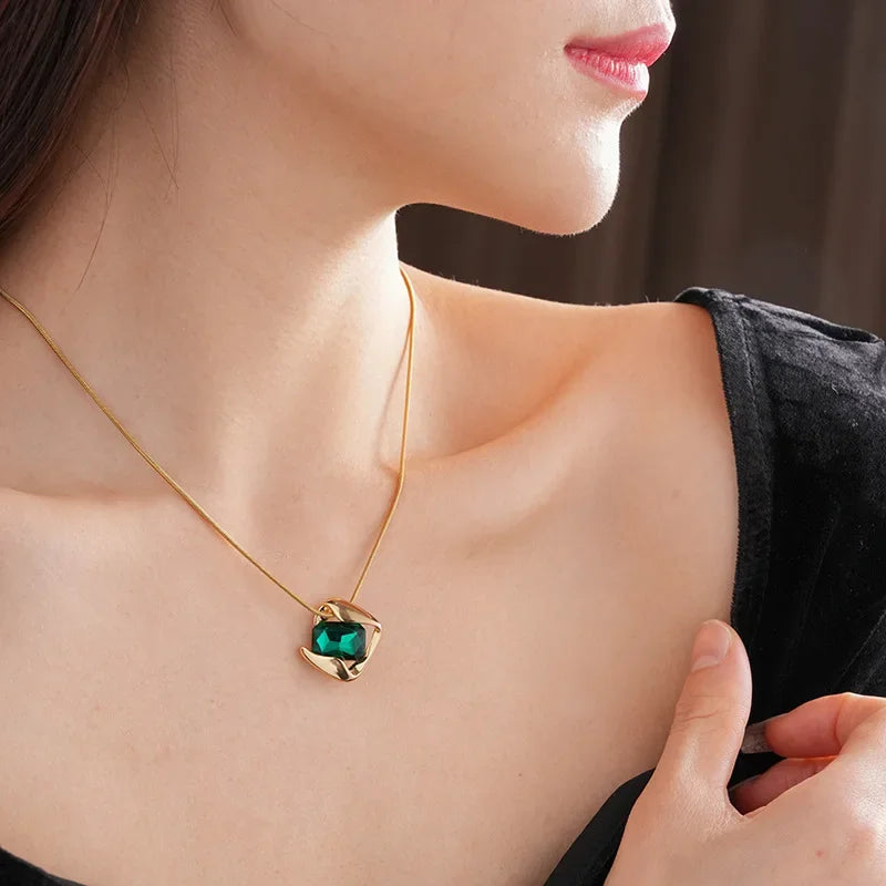Green Fashion Wedding Jewelry Set Square Earring Retro Light Luxury Temperament Collarbone Chain Necklace
