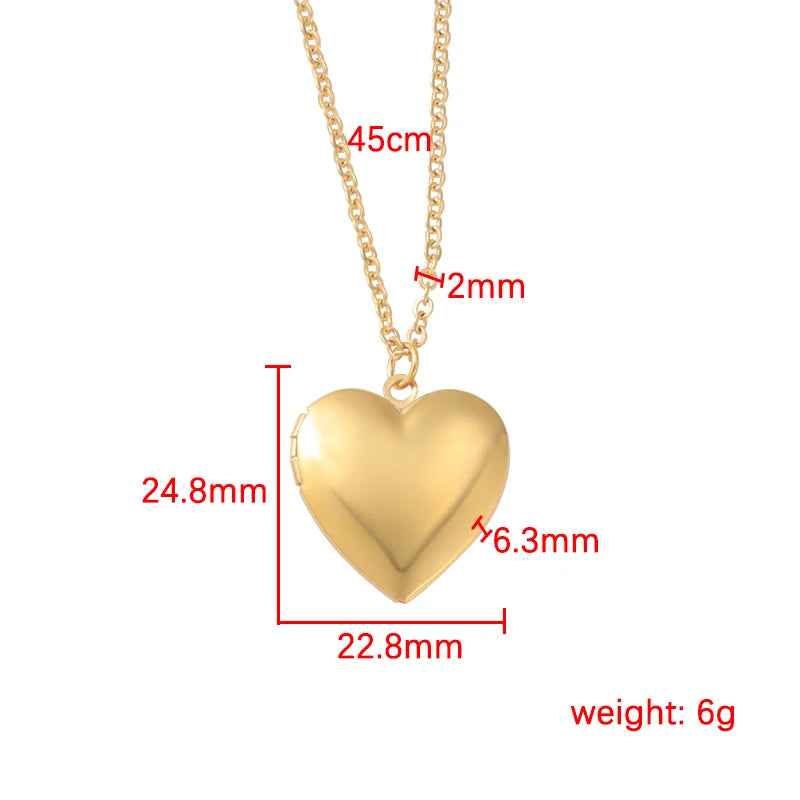 RUMNVNTY 5pc Carved Designs Round Photo Frame Pendant Necklace Stainless Steel Charms Locket Girls Women Memorial Jewelry