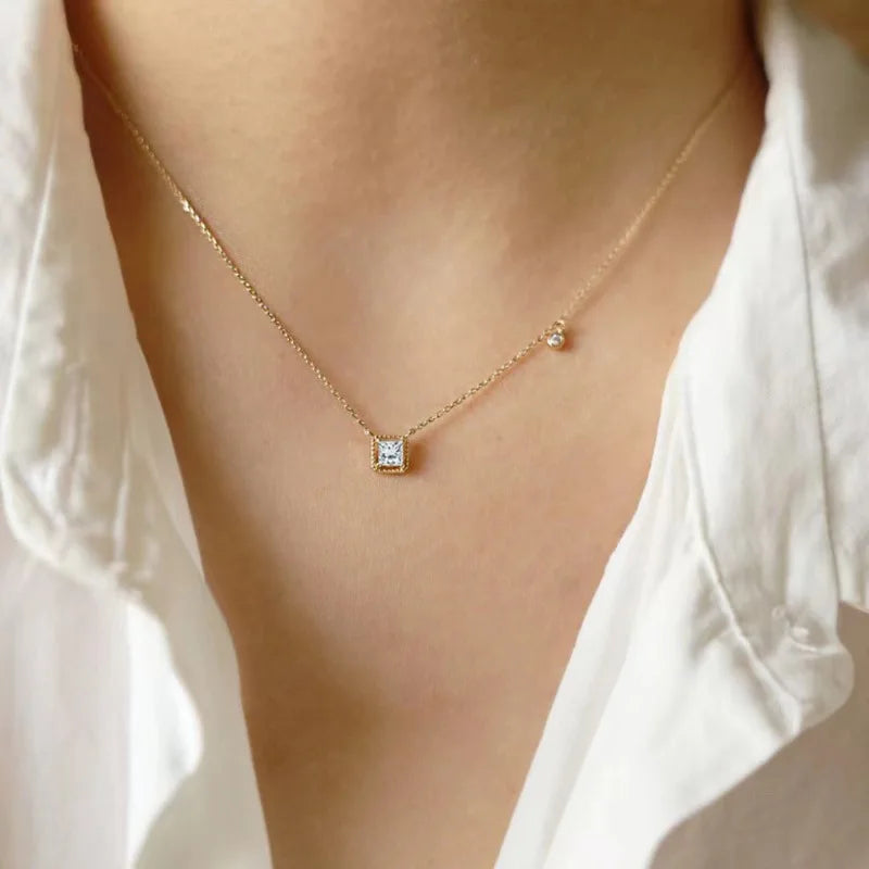 Sterling Silver Simple Emerald Crystal Chain Necklace  Women Light Luxury Temperament Plating 14k Gold Jew  New style