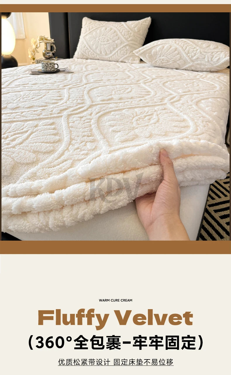 European Style Jacquard Taffeta Fitted Sheet Winter Warm Soft Plush Mattress Protector with Deep Pockets Floral Queen Bed Sheets