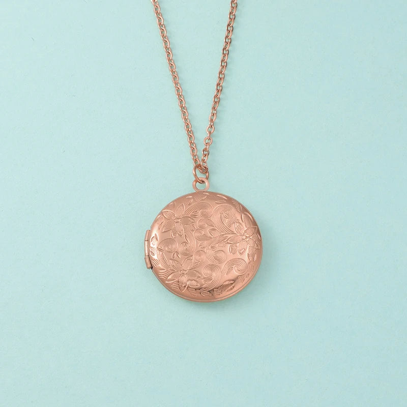 5pc Carved Designs Round Photo Frame Pendant Necklace Stainless Steel Charms Locket Girls Women Memorial Jewelry