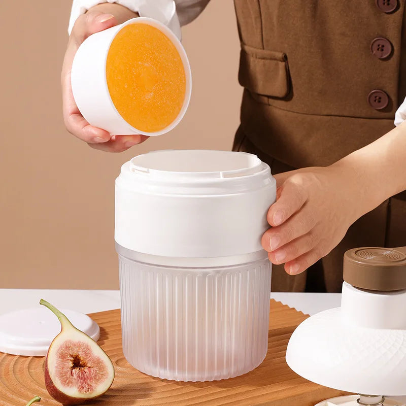 Household Small Size Hand-Operated Making Smoothie Machine with Ice Cube Mold Kitchen Hand Shaved Ice Breaker Ice Crusher