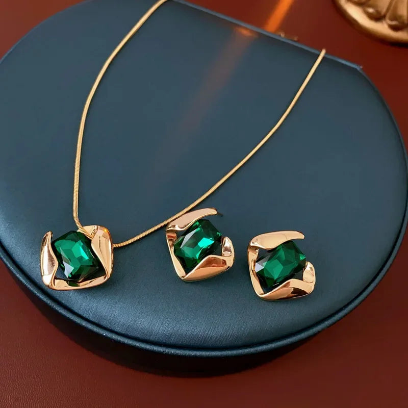 Green Fashion Wedding Jewelry Set Square Earring Retro Light Luxury Temperament Collarbone Chain Necklace
