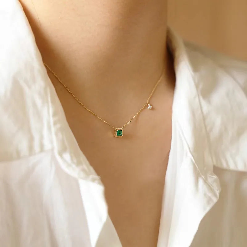 Sterling Silver Simple Emerald Crystal Chain Necklace  Women Light Luxury Temperament Plating 14k Gold Jew  New style