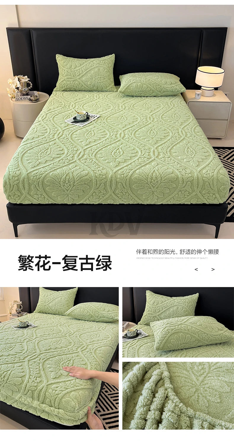 European Style Jacquard Taffeta Fitted Sheet Winter Warm Soft Plush Mattress Protector with Deep Pockets Floral Queen Bed Sheets